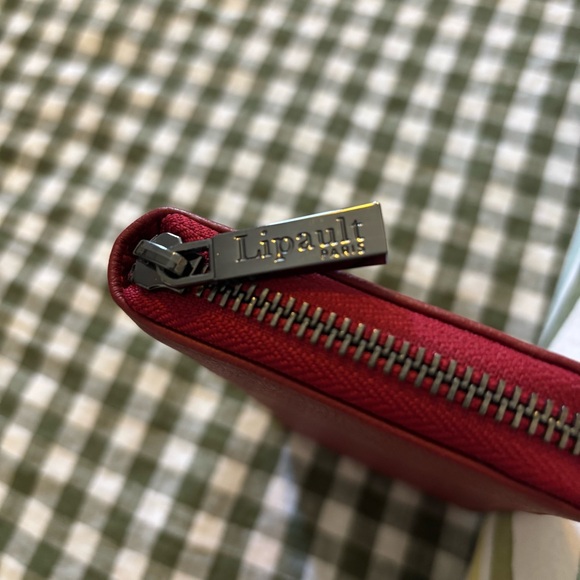 Lipault Paris Genuine Leather Red Zipper Wallet NWOT - Picture 3 of 4